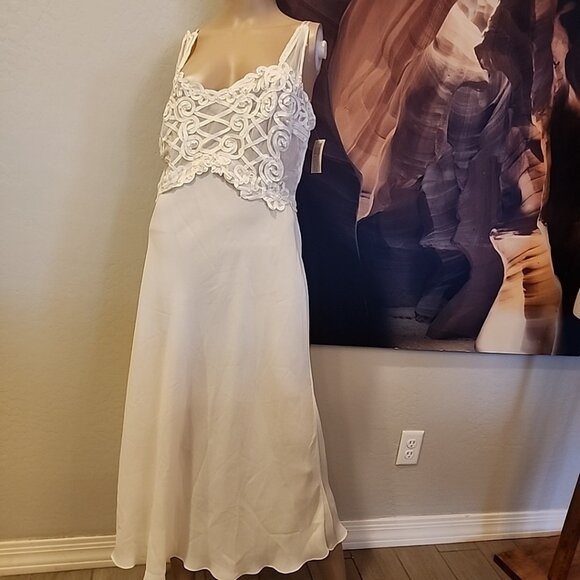 Vintage NWT California Dynasty Ivory Nightgown Large Slip Pj Sleepwear - Picture 1 of 8